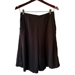 Women's Black Cropped Pants